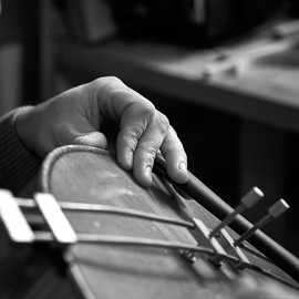 Hände Geigenbau Krutz